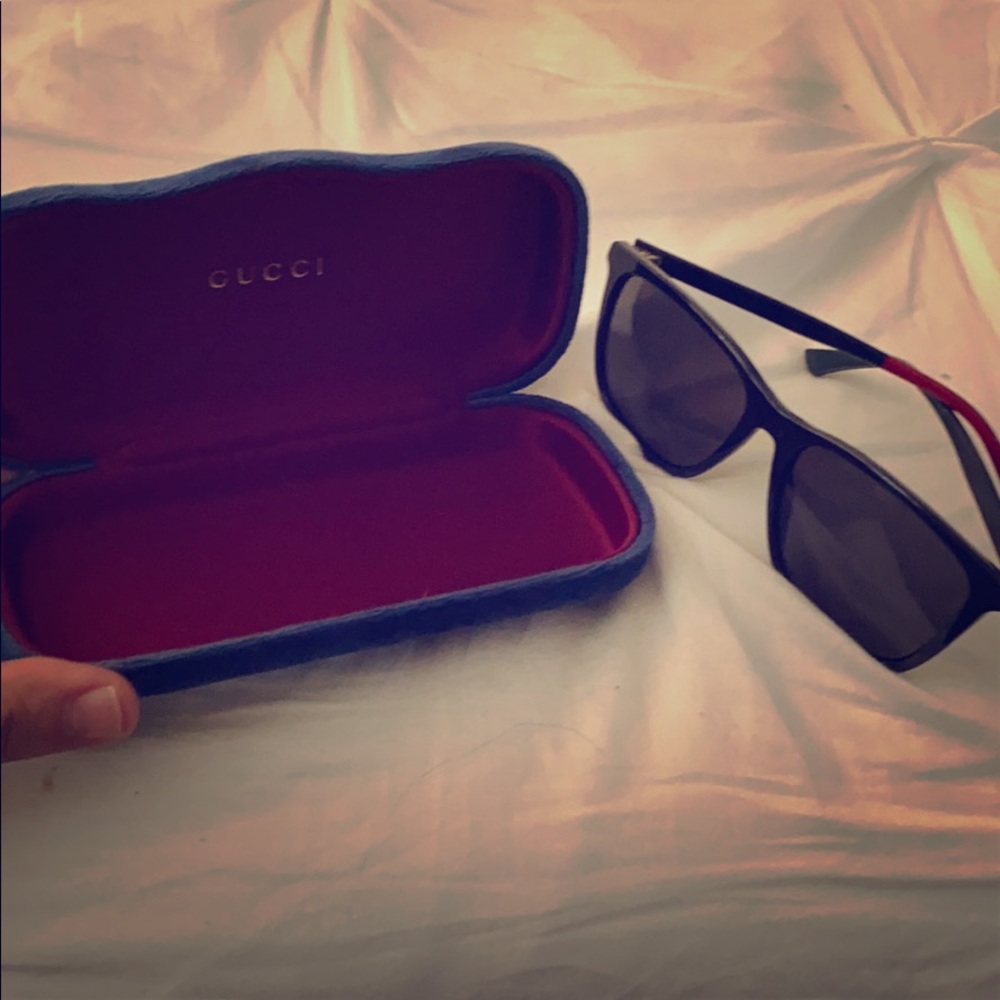 Men’s Gucci sunglasses